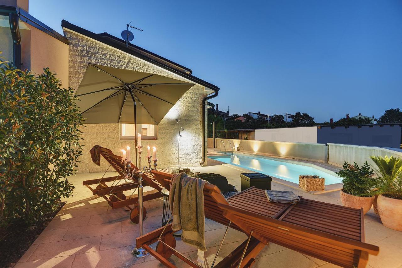 Vila Una With Private Pool Near Rovinj - Open 2022 Ровинско село Екстериор снимка