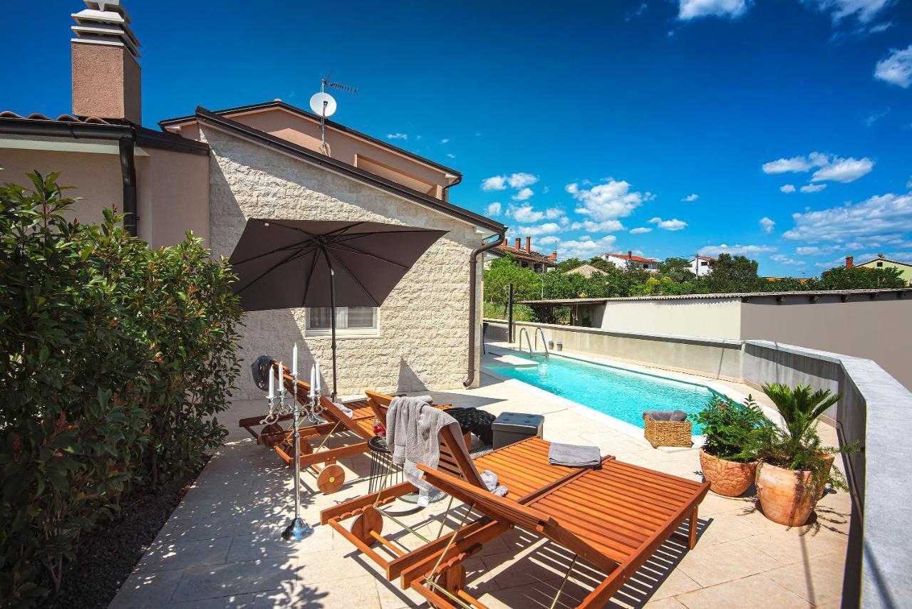 Vila Una With Private Pool Near Rovinj - Open 2022 Ровинско село Екстериор снимка